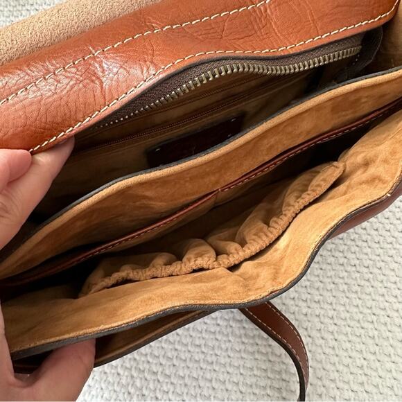 Patricia Nash London Heritage Collection Cognac Smooth Leather Saddle Crossbody - Picture 15 of 16